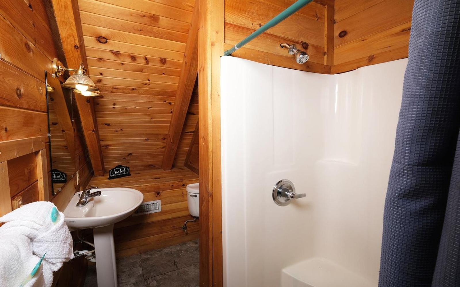 Brink Of Paradise Gatlinburg Exterior photo
